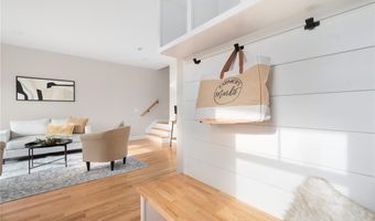 27 Holly St, East Providence, RI 02915