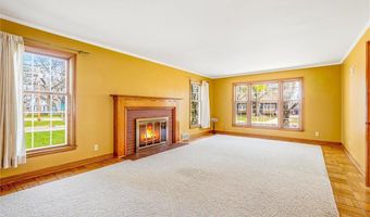 1027 Cedar Ave, Albert Lea, MN 56007