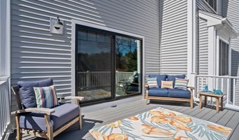 34 Cutter Ln 69, Amesbury, MA 01913