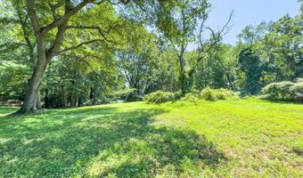 4113 PINERIDGE Dr, Annandale, VA 22003