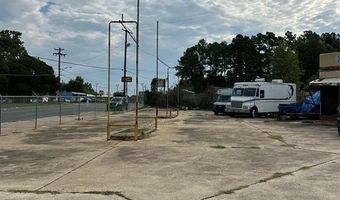 3801 Greenwood Rd, Shreveport, LA 71109