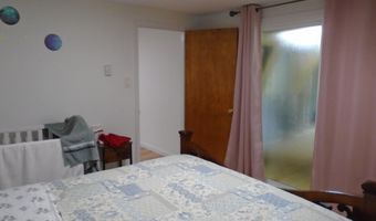387 N Shore Dr, Albrightsville, PA 18210