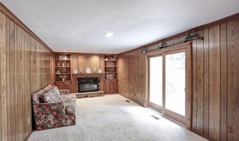 12 Provost Dr, Airmont, NY 10901