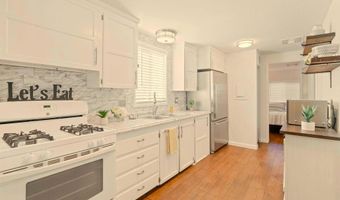 211 Kristy Ln, Oceanside, CA 92054