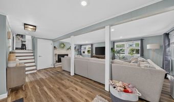 7 Englewood Rd, Coventry, RI 02816