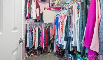 6119 Carmel Station Ave, Charlotte, NC 28226