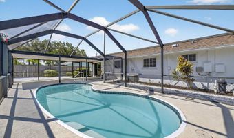 635 Jamaica Cir E, Apollo Beach, FL 33572