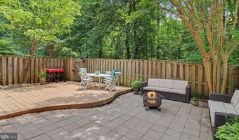 3714 MOUNT AIREY Ln, Annandale, VA 22003