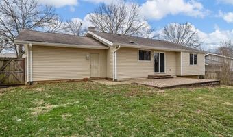 215 Shadyoak Dr, Ballwin, MO 63021