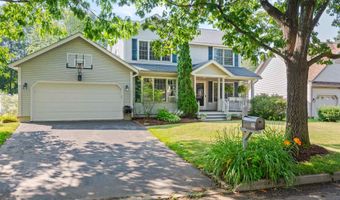 29 Grey Meadow Dr, Burlington, VT 05408
