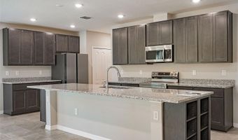 12899 FLORIDA Ave, Astatula, FL 34705