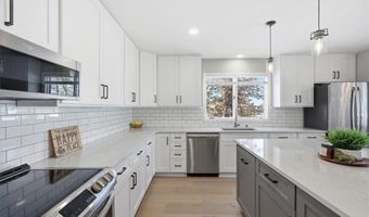 52 A 206th St, Alden, WI 54017