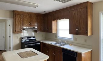 402 Crutcher Cir, Athens, AL 35611