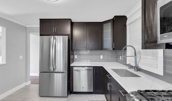 20 Burnet St, Avenel, NJ 07001