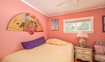 240 Middle Rd, Augusta, ME 04330