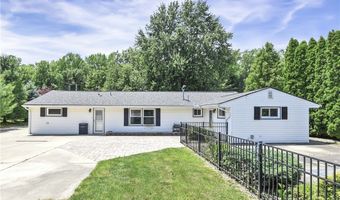 301 Crosse Rd, Amherst, OH 44001