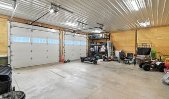 2640 Peru Center Rd, Willard, OH 44890