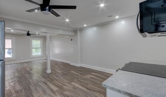 827 N HOWARD St, Baltimore, MD 21201