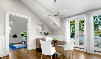 50 School St 7, Newport, RI 02840