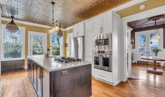 16 7th Ave, Atlantic Highlands, NJ 07716