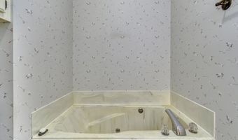 510 Bay Pointe Cir, Brandon, MS 39047