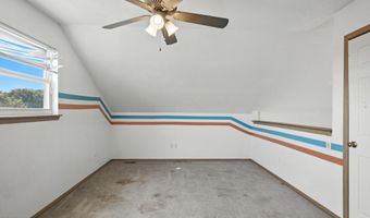 21059 Lawrence 2072, Ash Grove, MO 65604
