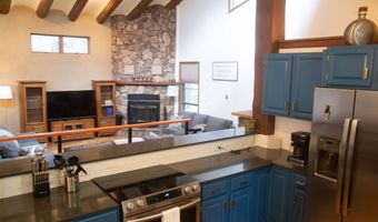 10 Woodlands Dr W, Angel Fire, NM 87710