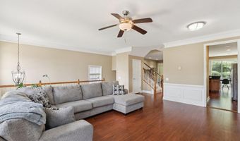 42832 BITTNER Sq, Ashburn, VA 20148