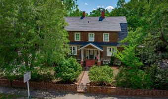 2012 Broad St, Camden, SC 29020