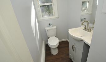 49 Delafield Dr, Albany, NY 12205