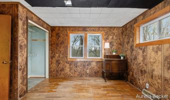 425 S Cedar St, Allegan, MI 49010