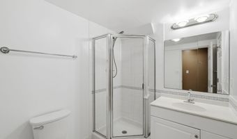 2904 N 4TH St N, Arlington, VA 22201