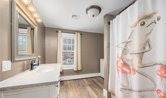 15 Park Ave, Burrillville, RI 02830