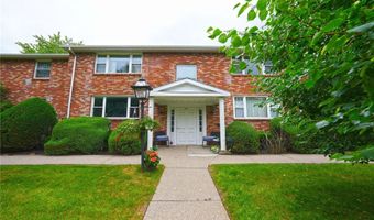59 Old Lyme Dr 3, Amherst, NY 14221