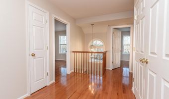 521 DOGWOOD Dr, Ambler, PA 19002