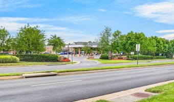 41895 CATHEDRAL VALLEY Sq 401, Aldie, VA 20105