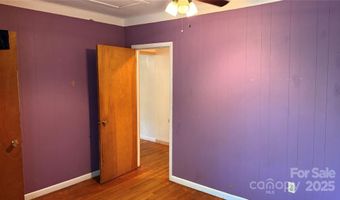 26 Dogwood Ct, Asheville, NC 28805