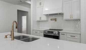 500 SW 4th St, Andrews, TX 79714