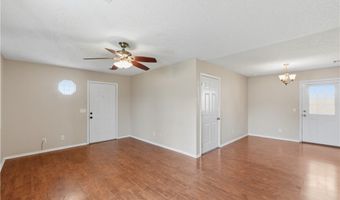 2515 SE 4th St, Bentonville, AR 72712