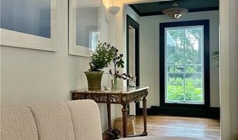 124 Harrison Ave, Newport, RI 02840