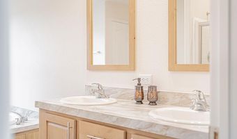 960 Cottage Ln, Blackfoot, ID 83221