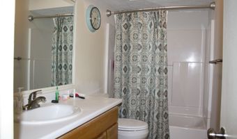 8437 Lockwood Ln, Indianapolis, IN 46217