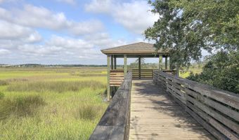 1396 MAIN St, Atlantic Beach, FL 32233
