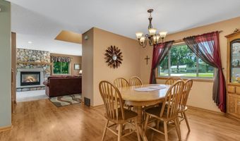 37785 Sunnyfield Cir, Avon, MN 56310