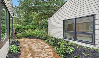 333 N Portage Path 39, Akron, OH 44303