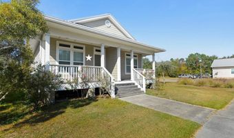 318 Saint Francis St, Bay St. Louis, MS 39520