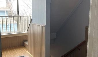 12 Third School St 2, Bristol, RI 02809
