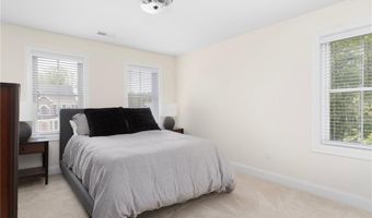 9 Scarlett Way, Cranston, RI 02921