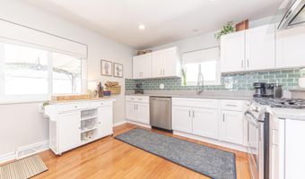 2041 Norfolk Ave, Ann Arbor, MI 48103
