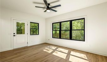 1 Adams Ln, Bella Vista, AR 72715